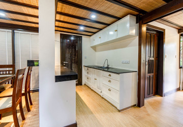 2 Bedroom Villa For Rent - Riverside, Slor Kram, Siem Reap thumbnail