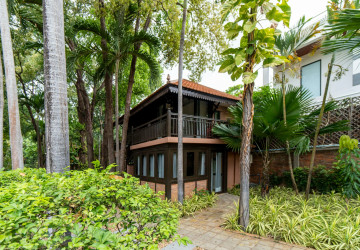 2 Bedroom Villa For Rent - Riverside, Slor Kram, Siem Reap thumbnail