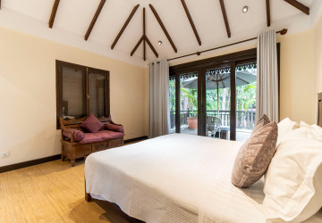 2 Bedroom Villa For Rent - Riverside, Slor Kram, Siem Reap thumbnail