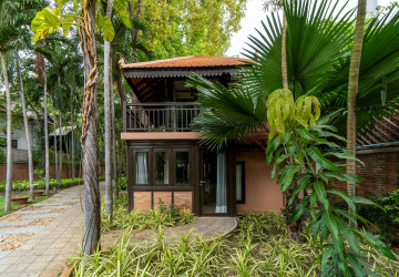 2 Bedroom Villa For Rent - Riverside, Slor Kram, Siem Reap thumbnail
