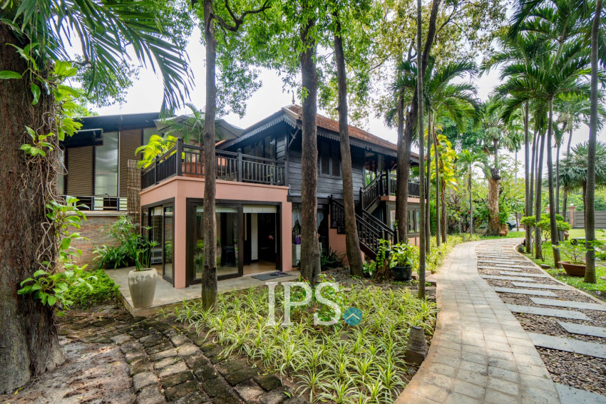 2 Bedroom Villa For Rent - Riverside, Slor Kram, Siem Reap