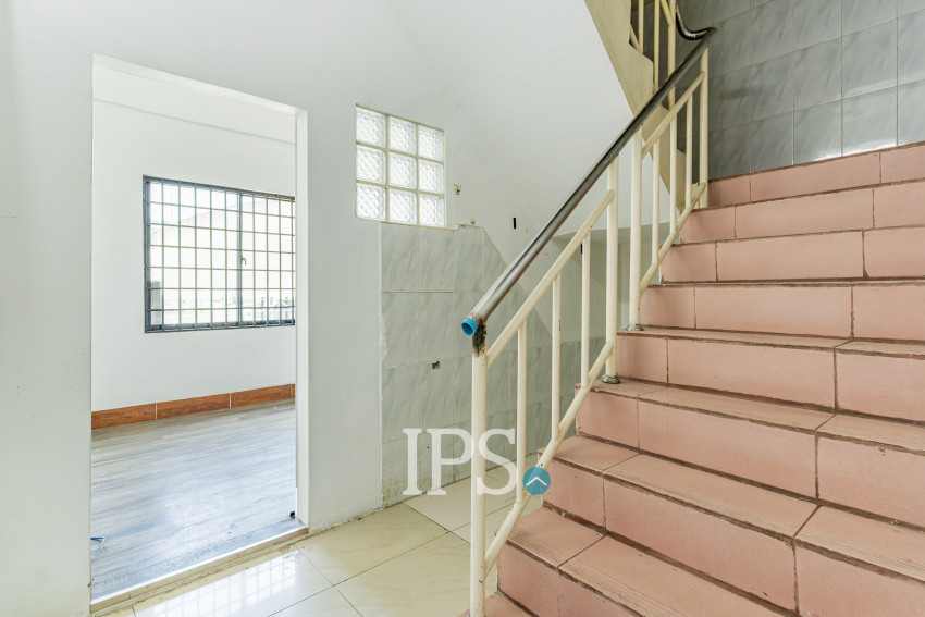 8 Bedroom Double Shophouse For Rent - Veal Vong, Phnom Penh