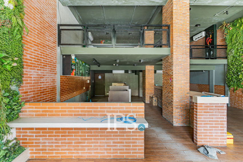 8 Bedroom Double Shophouse For Rent - Veal Vong, Phnom Penh