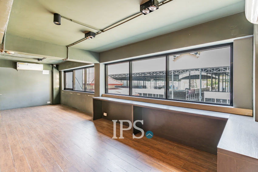 8 Bedroom Double Shophouse For Rent - Veal Vong, Phnom Penh