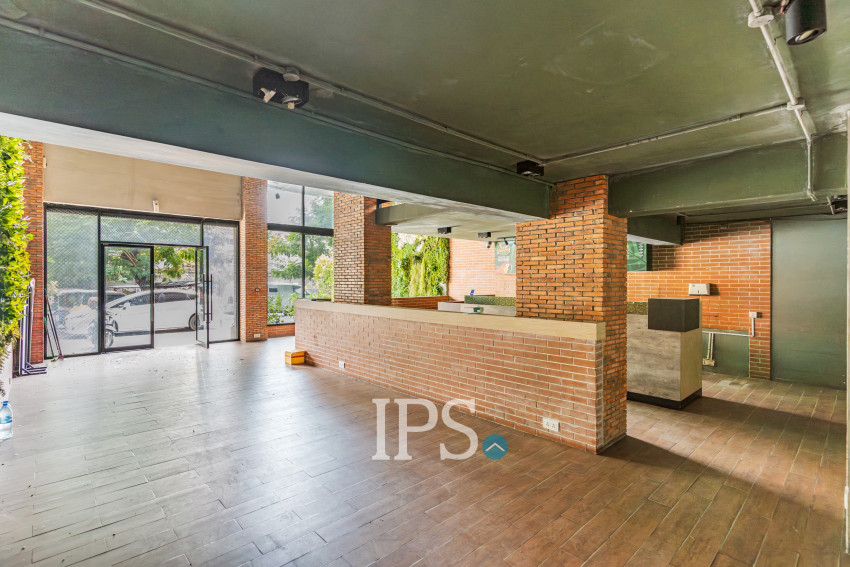 8 Bedroom Double Shophouse For Rent - Veal Vong, Phnom Penh