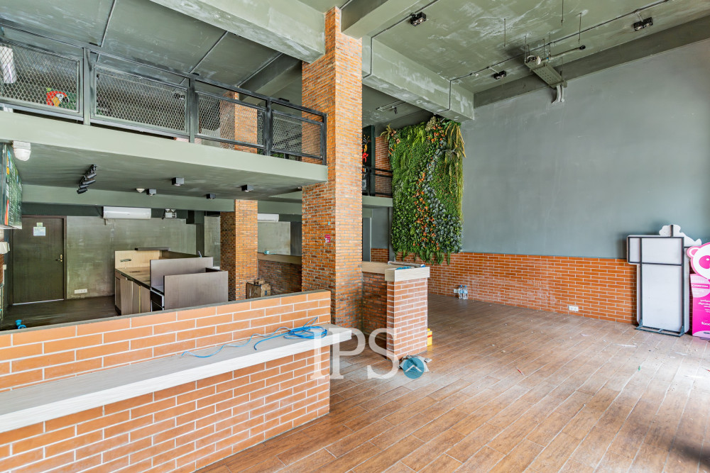 8 Bedroom Double Shophouse For Rent - Veal Vong, Phnom Penh - Image 3
