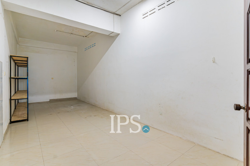 8 Bedroom Double Shophouse For Rent - Veal Vong, Phnom Penh