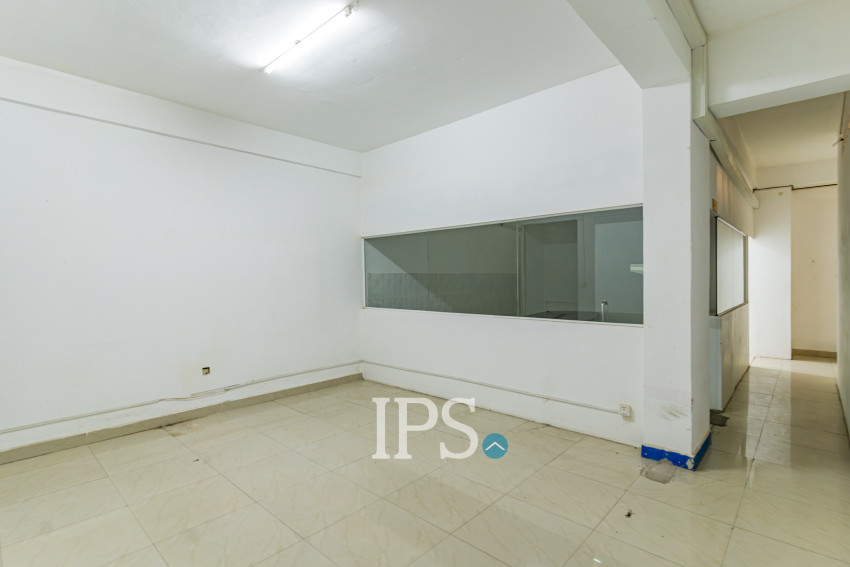 8 Bedroom Double Shophouse For Rent - Veal Vong, Phnom Penh