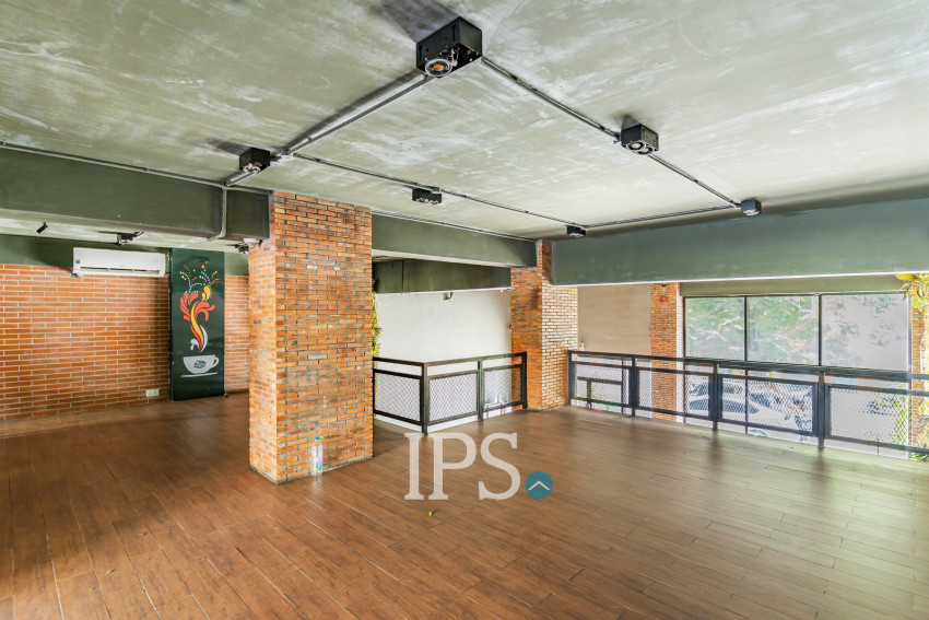 8 Bedroom Double Shophouse For Rent - Veal Vong, Phnom Penh