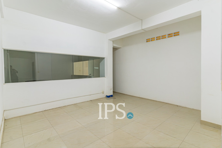 8 Bedroom Double Shophouse For Rent - Veal Vong, Phnom Penh