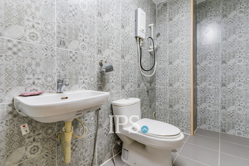 8 Bedroom Double Shophouse For Rent - Veal Vong, Phnom Penh