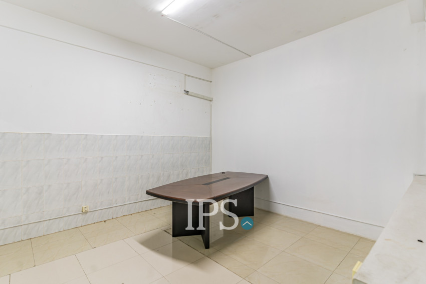 8 Bedroom Double Shophouse For Rent - Veal Vong, Phnom Penh