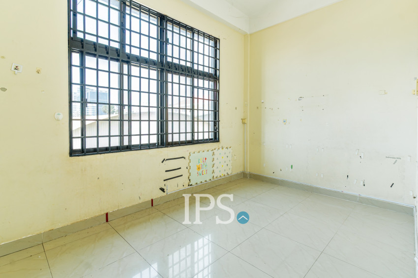 8 Bedroom Double Shophouse For Rent - Veal Vong, Phnom Penh