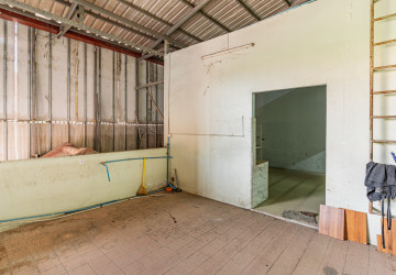 8 Bedroom Double Shophouse For Rent - Veal Vong, Phnom Penh thumbnail