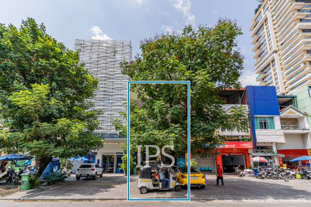 8 Bedroom Double Shophouse For Rent - Veal Vong, Phnom Penh