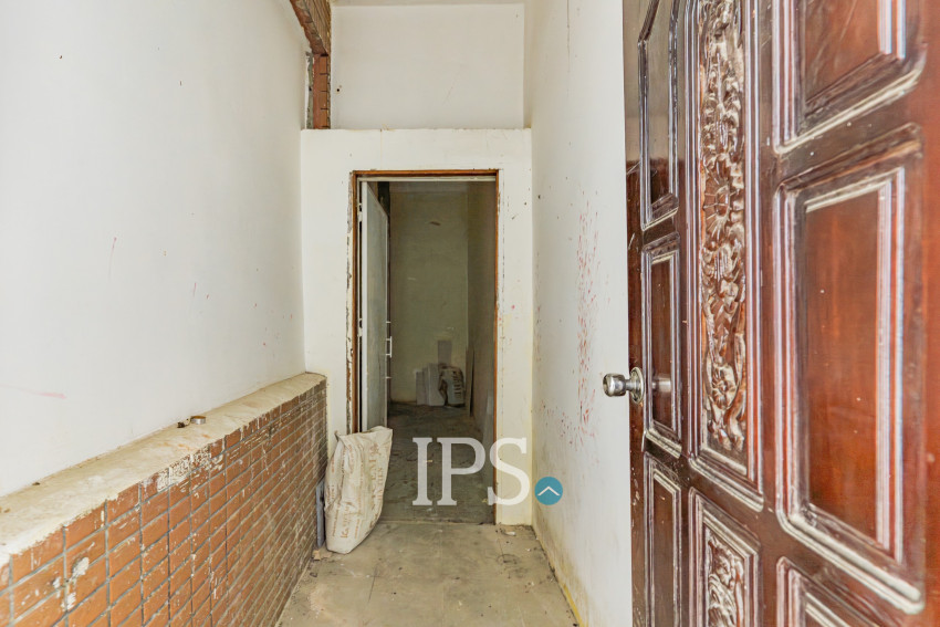 8 Bedroom Double Shophouse For Rent - Veal Vong, Phnom Penh