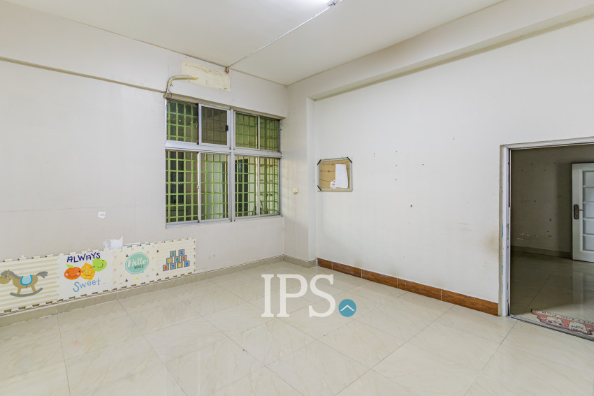 8 Bedroom Double Shophouse For Rent - Veal Vong, Phnom Penh