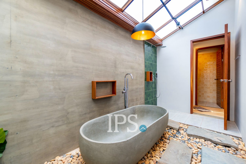 2 Bedroom Villa For Rent - Svay Dangkum, Siem Reap