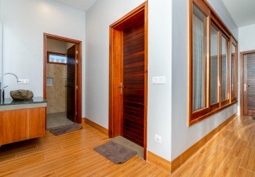 2 Bedroom Villa For Rent - Svay Dangkum, Siem Reap thumbnail