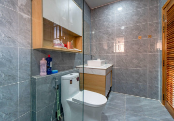 5 Bedroom  Villa For Rent - Svay Dangkum, Siem Reap thumbnail