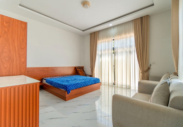 5 Bedroom  Villa For Rent - Svay Dangkum, Siem Reap thumbnail