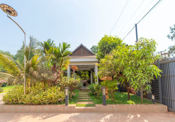 5 Bedroom  Villa For Rent - Svay Dangkum, Siem Reap thumbnail