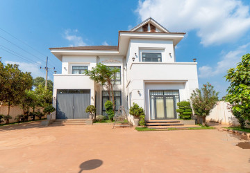 5 Bedroom  Villa For Rent - Svay Dangkum, Siem Reap thumbnail