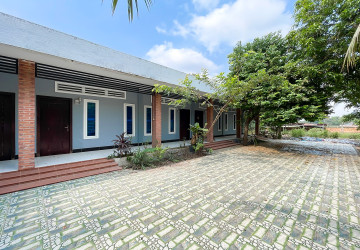 6 Bedroom Guesthouse For Rent - Sra Ngae, Siem Reap thumbnail