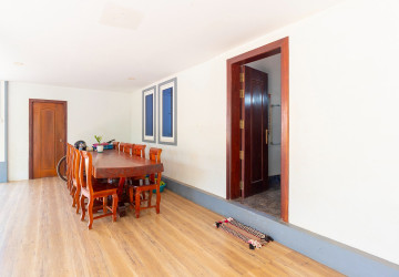 4 Bedroom House For Rent - Sangkat Siem Reap, Siem Reap thumbnail