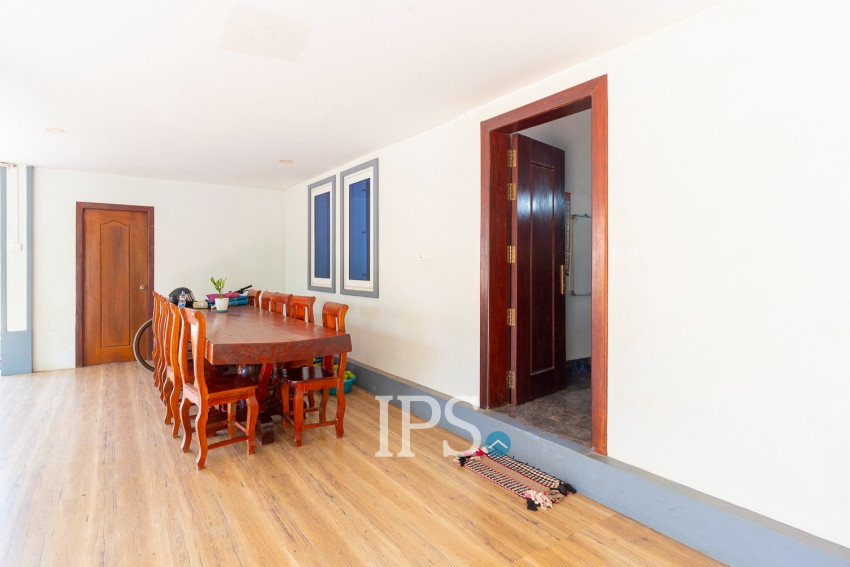 4 Bedroom House For Rent - Sangkat Siem Reap, Siem Reap