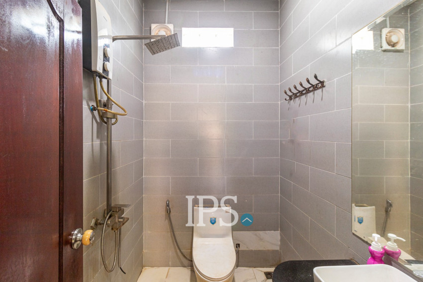 4 Bedroom House For Rent - Sangkat Siem Reap, Siem Reap