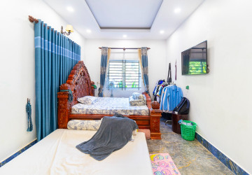4 Bedroom House For Rent - Sangkat Siem Reap, Siem Reap thumbnail