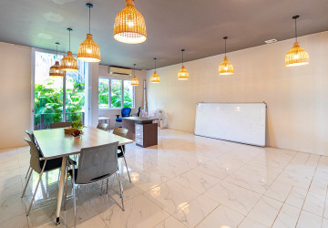 131 Sqm Office For Rent - Svay Dangkum, Siem Reap thumbnail