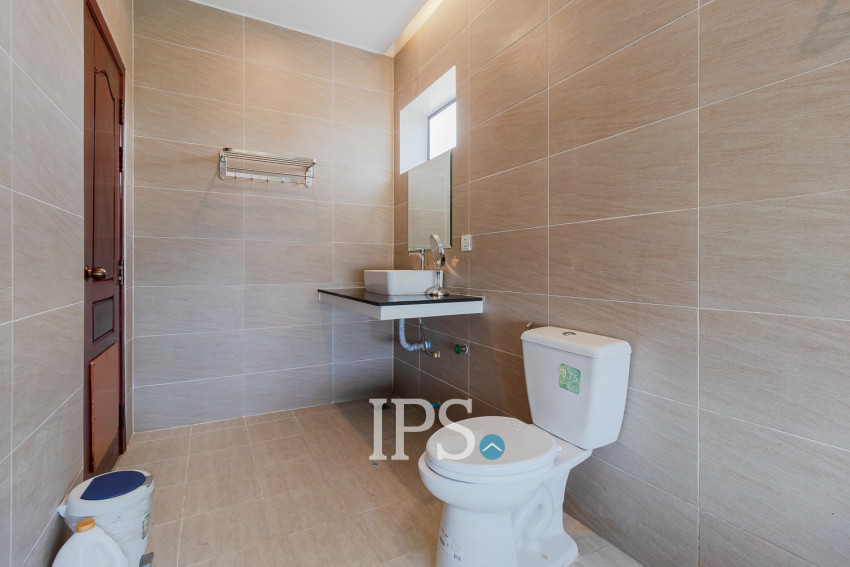 4 Bedroom House For Sale - Svay Dangkum, Siem Reap