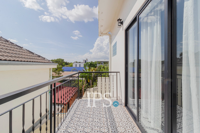 4 Bedroom House For Sale - Svay Dangkum, Siem Reap