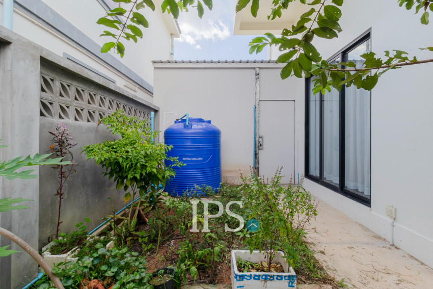 4 Bedroom House For Sale - Svay Dangkum, Siem Reap