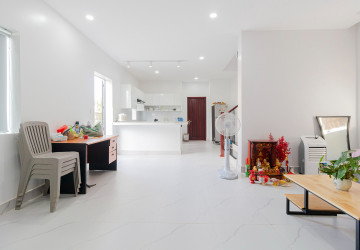 4 Bedroom House For Sale - Svay Dangkum, Siem Reap thumbnail