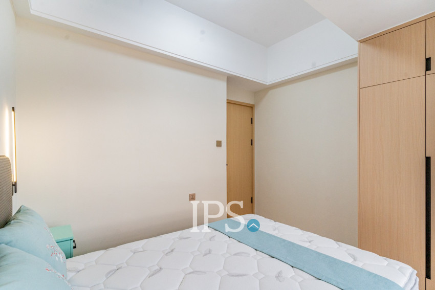 2 Bedroom Condo For Rent - Le Conde, BKK1, Phnom Penh