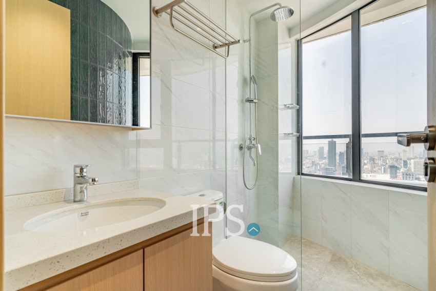 2 Bedroom Condo For Rent - Le Conde, BKK1, Phnom Penh