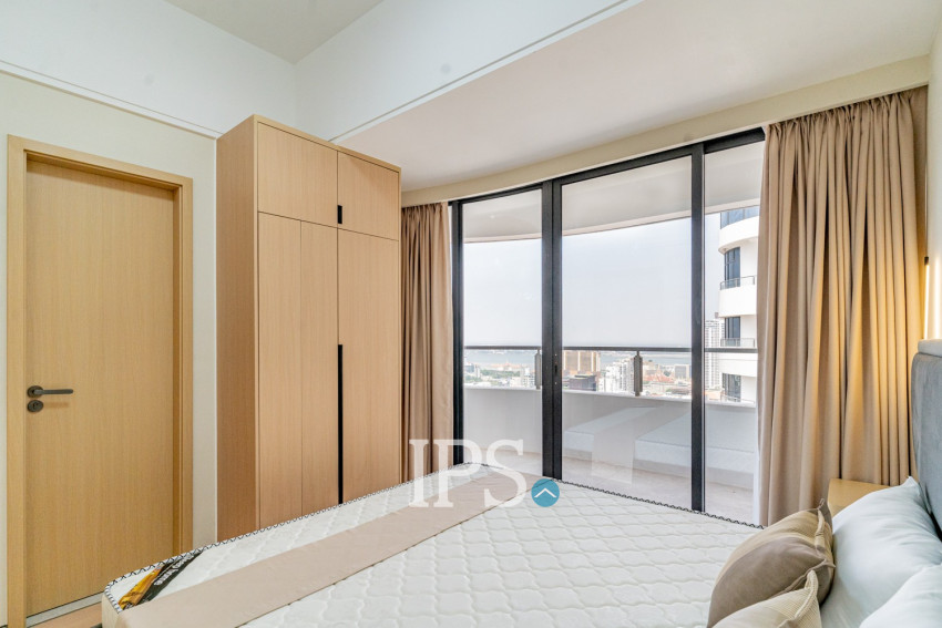 2 Bedroom Condo For Rent - Le Conde, BKK1, Phnom Penh