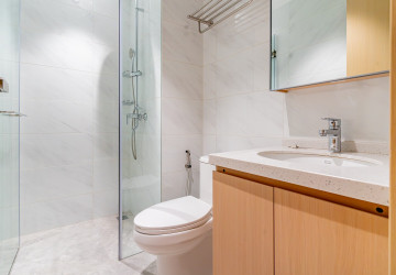 2 Bedroom Condo For Rent - Le Conde, BKK1, Phnom Penh thumbnail