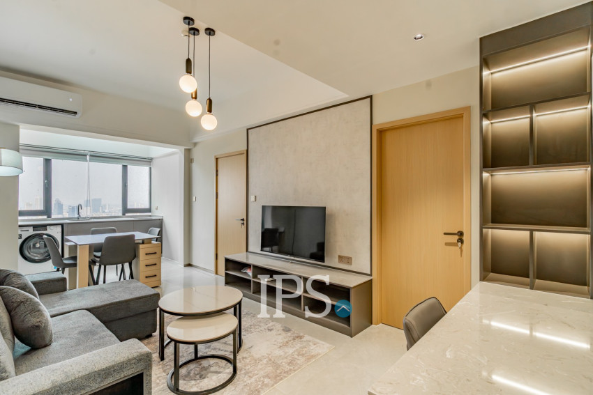 2 Bedroom Condo For Rent - Le Conde, BKK1, Phnom Penh