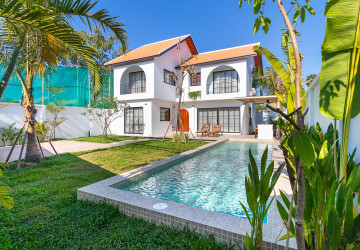 4 Bedroom Villa For Rent - Svay Dangkum, Siem Reap thumbnail