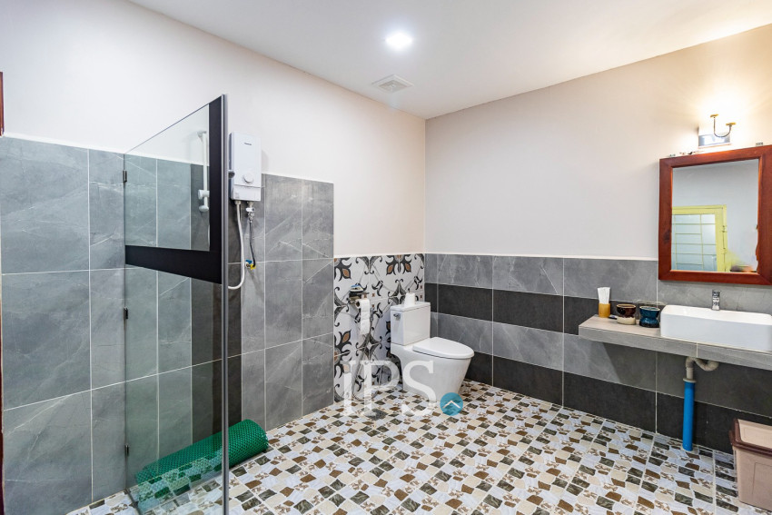 ផ្ទះ 3 បន្ទប់គេង សម្រាប់ជួល - ស្លរក្រាម សៀមរាប