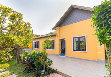 3 Bedroom House For Rent - Slor Kram, Siem Reap thumbnail