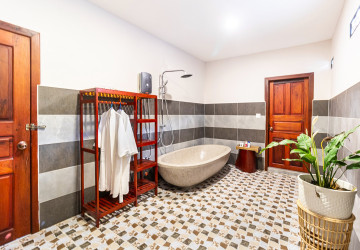 3 Bedroom House For Rent - Slor Kram, Siem Reap thumbnail