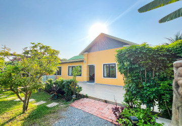 3 Bedroom House For Rent - Slor Kram, Siem Reap thumbnail