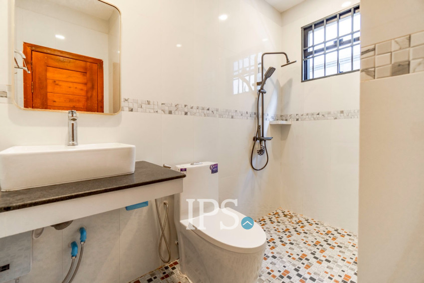 ផ្ទះ ២ បន្ទប់គេង សម្រាប់លក់ - សាលាកំរើក, សៀមរាប