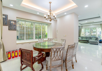 5 Bedroom Villa For Rent - Elite Town, TonleBassac, Phnom Penh thumbnail