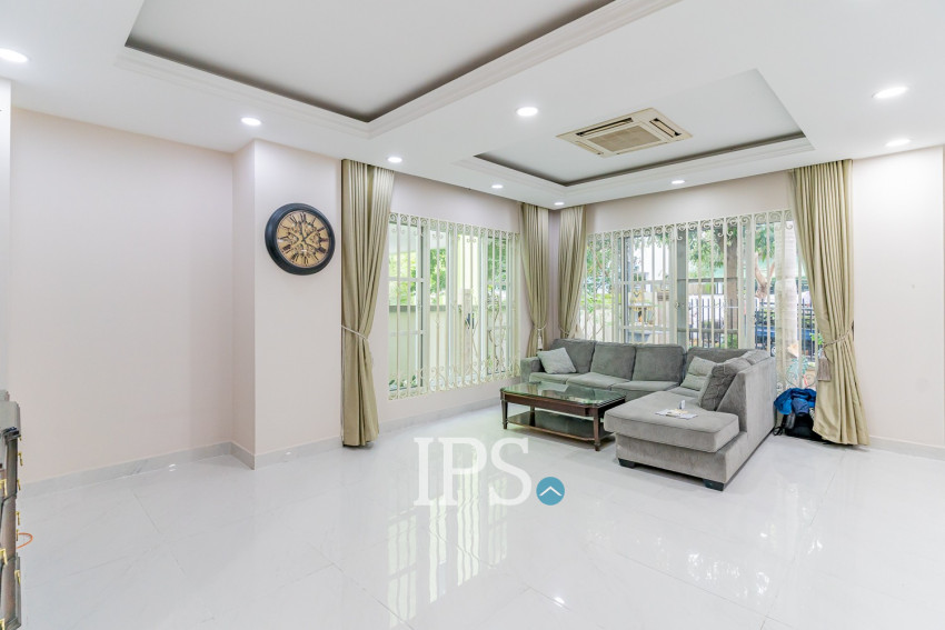 5 Bedroom Villa For Rent - Elite Town, TonleBassac, Phnom Penh